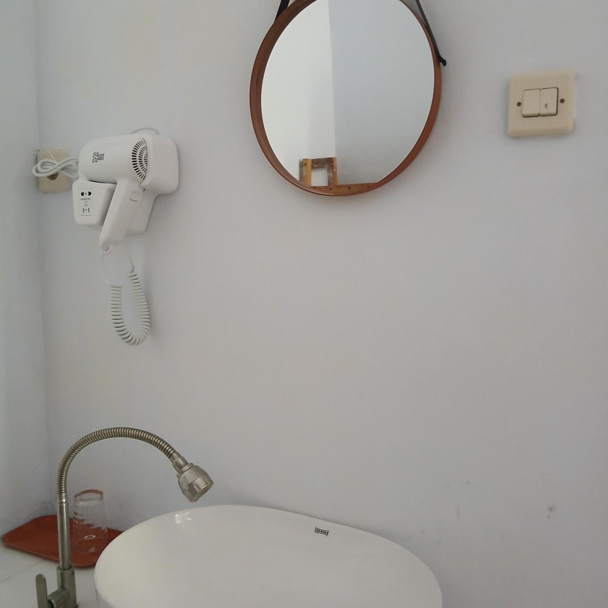 Renata Cottages Ohoililir Kamer foto